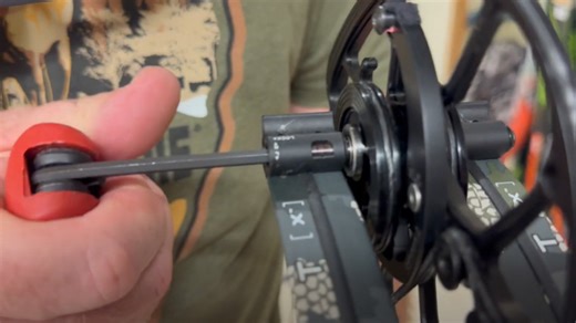 Mathews LST vs. Bowtech Deadlock vs. Elite S.E.T.