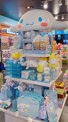 💖💖 #fyp #sanrio #hollywood #hellokitty #kawaii #cute #shopping