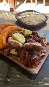 75K views · 1.8K reactions | SIMPLEMENTE IRRESISTIBLE 﫶av.paragua del 2do anillo 7 cuadras y media ala derecha plan 3000 atras de la plaza del mechero 69145477 ENVIAMOS A DOMICILIO #saboresdelbeni | Sabores del BENI rest. | Facebook