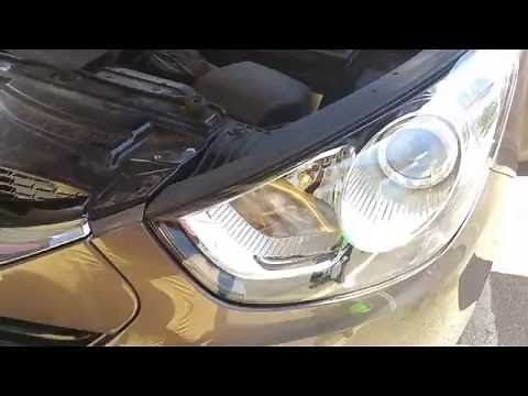 Hyundai ix35 / Tucson - Replacing Parking Lights