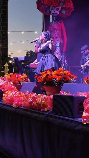 Gabriella Martínez lit up Muertos Fest with her powerful tribute to Selena! 🌹🎶 The Latin GRAMMY nominee and two-time Tejano Music Awards winner from, blends her Colombian, Puerto Rican, and Korean roots into a sound that’s both nostalgic and fresh, proving Tejano music knows no borders. 💃✨ #MuertosFest #SelenaTribute #TejanoVibes #diadelosmuertos #sanantonio #satx #dayofthedead #texas #hemisfair #selena | Día de los Muertos at Hemisfair
