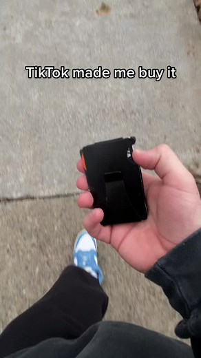 Get Your Hands on a Stylish RFID-Blocking Metal Wallet!