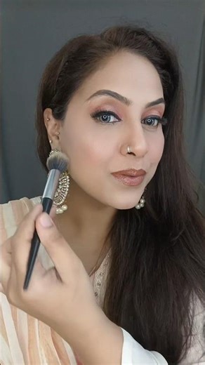 Halo eye makeup tutorial #haloeyelook #eyemakeuptutorial #makeuproutine #makeuptutorial