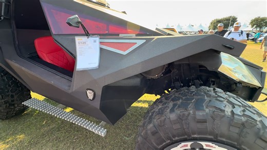 U126 - 2003 Hummer H1 Custom