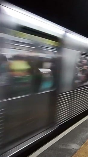 J44 Saindo Da Estação Sé