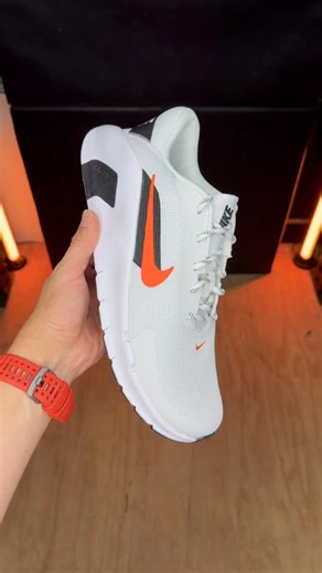 Joel on Instagram: "@nike Flex Trains are basically budget models of Free Metcons - similar style to what MC Trainers are to flagship Metcons. They feel a bit more cushioned, not as low to the ground and the upper isn’t quite as nice…but to be honest they’re still pretty comfortable and I’d feel okay doing light workouts in them. A lot of these takedown models are perfectly capable nowadays, so if you wanted a cheaper alternative that actually might be more comfortable, this might be worth a loo