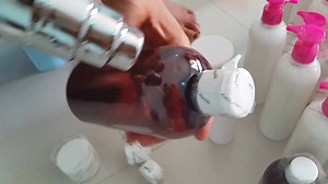 Konco_republic sells all types of LOTION BOTTLES, JARS SHRINK WRAPPING NYLON, SHRINK WRAPPING MACHINES AND LOT MORE. call or send a whatsaAp massage to +2348075020515, and follow on Insta and fb konco_republic | Dr SJM skin care