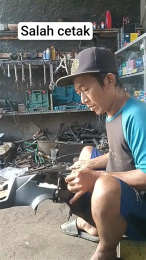 Bingung pasang..🫢🤣 #funny #comedy #viral #lucu #bengkel