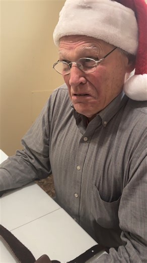 Day 4 of our 12 Days of Christmas! 🎄 Geoff finally cracked under interrogation and revealed the best banjo deal for $1,500: the Aria Pro II. Made in Japan during the golden era when they were making instruments that rivaled—and sometimes beat—the American originals. Link in comments! 🪕 #AriaBanjo #AriaProII #BluegrassBanjo #BanjoWarehouse #12DaysOfChristmas | Banjo Warehouse