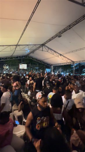 Llegué llegué llegueee 🥳🇨🇺🇵🇪🇨🇴 Amor siempre por la música cubana❤️🎶🎚️ #salsa #kevinsaborsalsa #cali #fblifestyle | Kevin Sabor Salsa