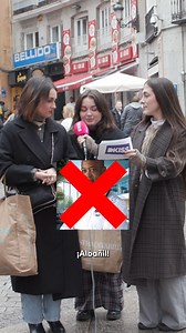 ¡DISFRAZAMOS A LOS PERSONAJES DE DKISS!🤹‍♀️🎭 Sabemos que lo hemos puesto difícil, pero... ¿vosotros habéis reconocido a la Dra. Emma?🧙‍♀️ | DKISS