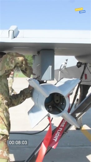 MQ-9 Reaper Weapons Loading
