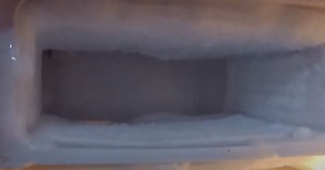 How To Get Rid Of Ice Inside The Fridge In 1 Minute