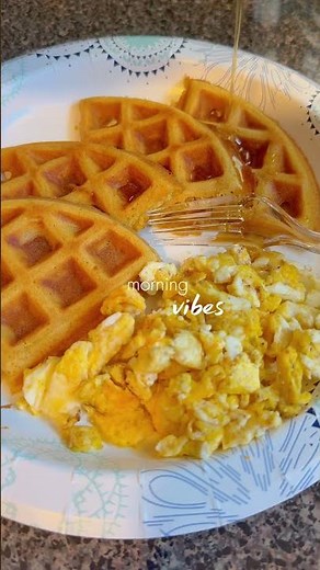 Southern Breakfast Vibes: Homemade Waffle House Waffles + Syrup 🧇💛