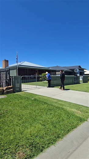 Out and about this afternoon with some of our Bairnsdale and Lakes King & Heath First National Real Estate agents inspecting listings in Johnsonville and Swan Reach. 3 unique properties all immaculately kept, ready for their new owners. Close to the Tambo River for fishing & boating 🎣🛥 Lynette Coulson - King & Heath Real Estate Ian Harrison - King & Heath Real Estate | Richard O'Byrne - King & Heath Real Estate