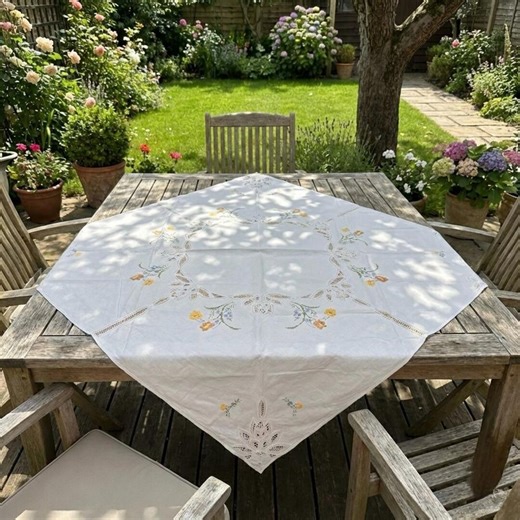 Vintage 1970s Hand Embroidered 100% Linen Tablecloth - 51x51" Floral Art - 55 Year Old Heirloom - Boho Cottagecore Garden Table Decor - Etsy UK