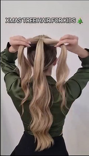 Easy Holiday Hairstyle for Kids – Festive Braided Look for Christmas