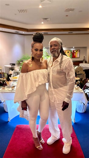 103K views · 42K reactions | Love, laughter, and island elegance — all white, all joy, all love in Negril Jamaica.  #couplestrip #allwhitenight #allwhiteaffair #allwhitereception #AllWhiteEverything #WhitePartyVibes #IslandElegance #WhiteOnWhite #ResortChic #BeachGlam #TropicalStyle #IslandSophistication #jamaica #couplesresort #blacklove | MaDukes Sharon | Facebook