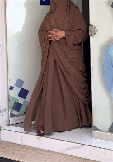 Brand Walk Featuring Haya by Hud Hud