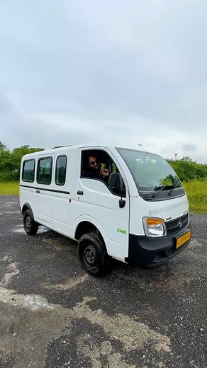 MotorBeam on Instagram: "Tata Magic CNG is one of the most practical 10-seater vehicles available right now. It offers great comfort along with safety and most importantly, it is extremely low on maintenance. Here are some highlights of the vehicle #TataMagic #curatedcontent #collab"