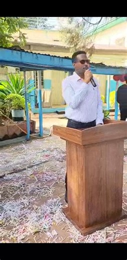 #ኑር የበጎ አድራጎት ማህበር በጁገል ጠቅላላ ሆስፒታል ቅጥር ግቢ ያስገነባው የከርሰ ምድር ውሃ እና በጁገል ጠቅላላ ሆስፒታል የሰራተኞች የህክምና አገልግሎት መስጫ ማእከል በክልሉ ርእሰ መስተዳድር Ordin Bedri በዛሬው እለት ተመርቆ ለአገልግሎት ክፍት ሆኗል #Jugal #BigRespect #Fbreels Umar Bin Abdul Aziz 📷 | Yass Harar