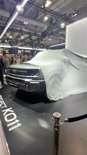 Watch the debut of the new Geely K011 at the 2026 Paris Auto Show!