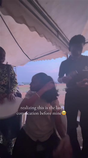 Emotional Graduation Moments: A Farewell to College