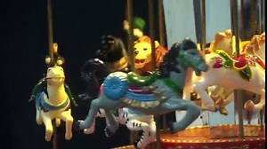 Amazon.com: Mr. Christmas Triple Decker Carousel : Home & Kitchen