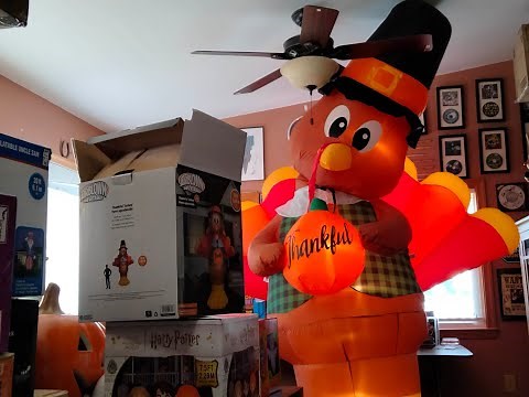 NEW FOR 2023 Gemmy Thanksgiving Airblown Inflatable 10ft Turkey With Pumpkin