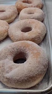 Como hacer donas super esponjadas Mmmm | Panadería paso a paso con Sergio López