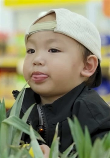 Sobrang cute mo naman Baby Lucas! 🥺 #bg