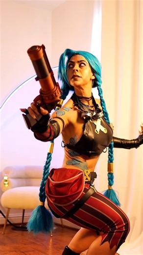 Ana Caroline on Instagram: "For this one? Yeah, not even Powder saw it coming. 💥🔫 Found lost in the phone 🥲 this is how deep is my backlog in content. June to August 😭 that’s a long delay sorry guys 🥸"