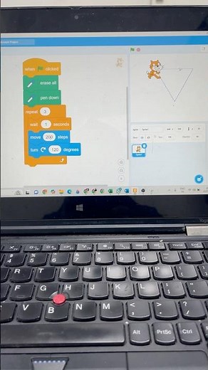 How to draw a triangle on scratch 🤩 #shorts #coding #scratch