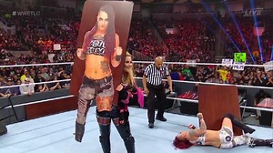 WWE TLC 2018 EN VIVO: Natalya rompe la mesa con Ruby Riot y la derrota en emocionante lucha