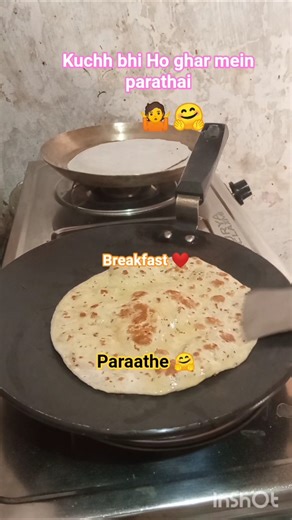 kuchh bhi Ho 🤷 ghar mein parathai 🍪 breakfast ❤️ paraathe 🤗#youtube short#my cooking#recipe #food