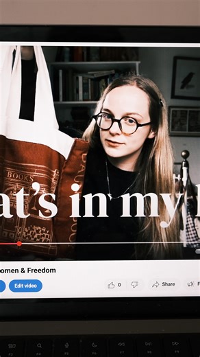 Ruby Granger 🍂 on Instagram: "An extract from my most recent YouTube video 📕💼 it's a what's in my bag, but I've included a quick 5 minute history of bags if you're interested!"