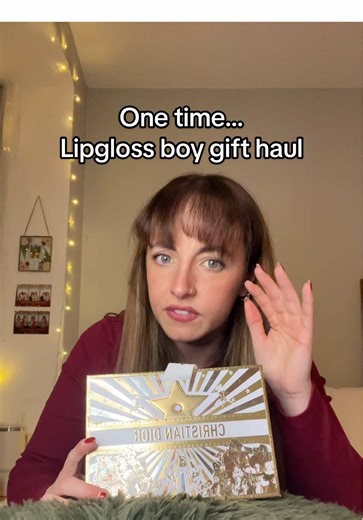 Honestly SOBBING, can’t believe he did that!!!!😭😭😭 #dating #moderndating #singlelife #christmashaul #storytimes