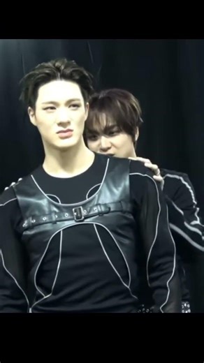 lagi gosok gigi ge sempet2nya grepein 😂#jeno #haechan #memes #funny #comedy #tiktok #viral #nctdream