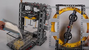 Building and Baking with a LEGO Cake Mixer in Motion