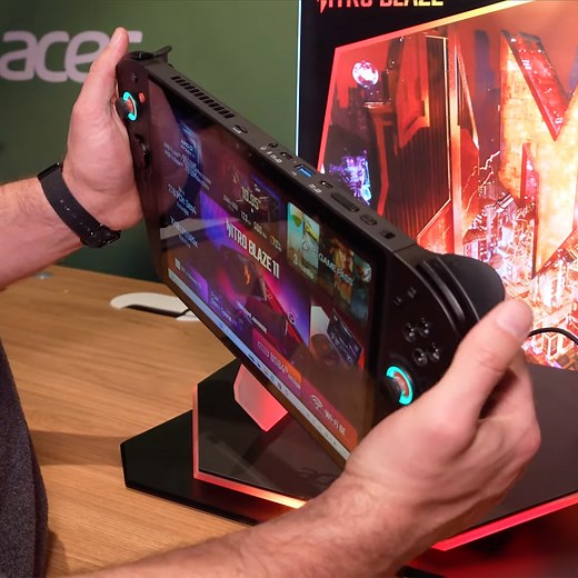 Acer Nitro Blaze 11 Handheld Gaming PC Debuts at CES 2025, Packs Ryzen 7 8840HS Processor
