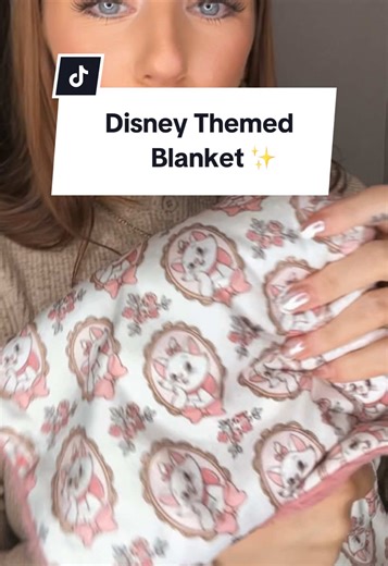 The quality is unmatched!! The perfect warm and cosy blanket for your little one and DISNEY!! 🩷✨ #dollywears #fyp #tiktokfinds #momtok #babyitems
