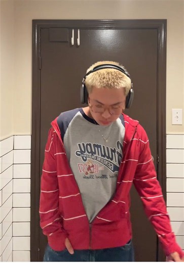 #study break in the restroom 😹😹😹 #ootd #relatable #fyp | outfits ootd