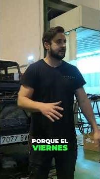 Restauración Land Rover Defender: ¡Sorpresas y Avances! #shorts