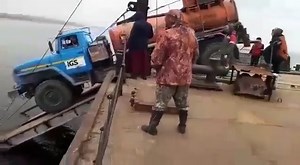 URAL and KAMAZ 6x6 Trucks overcoming water obstacles 😮😮 | Russian Extreme Offroad Trucks