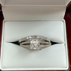 111 reactions · 23 shares | Last Chance We’re giving away 1 year of ring bath bombs & $1,000 cash to 1 lucky winner Sign up for FREE today, all you need is an email address. Winner will be selected SATURDAY @ 11:59pm, so hurry‼ | Bubbly Belle | Facebook