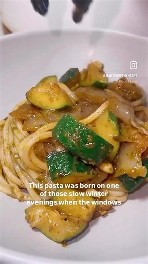 https://makepurethyheart.com/summer-pesto-spaghetti-with-sofrito-zucchini-recipe/