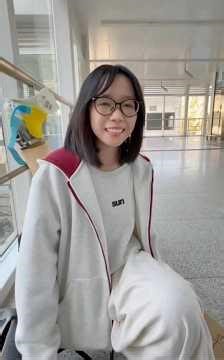 Disability Can’t Stop Her Dreams💪⚽️#kindness#heartwarming#disability#nevergiveup#inspiring#positive