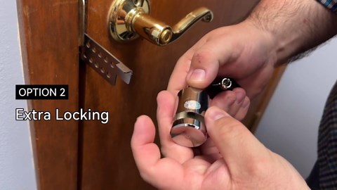 Portable Keyed Door Lock for Home/Travel Security, Child Safety Protection Extra Lock, Temporary No Drill Lockout Device with Key for Apartment Bedroom Hotel Room