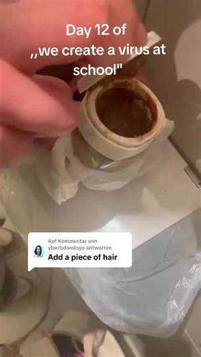 Antwort auf @yburbdomingo Day 12 of we create a virus at school #school #virus #fame #fyp #likemal