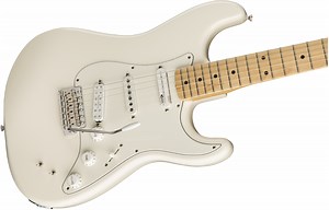 La Fender EOB Sustainer Strat va vous surprendre par ses micros.